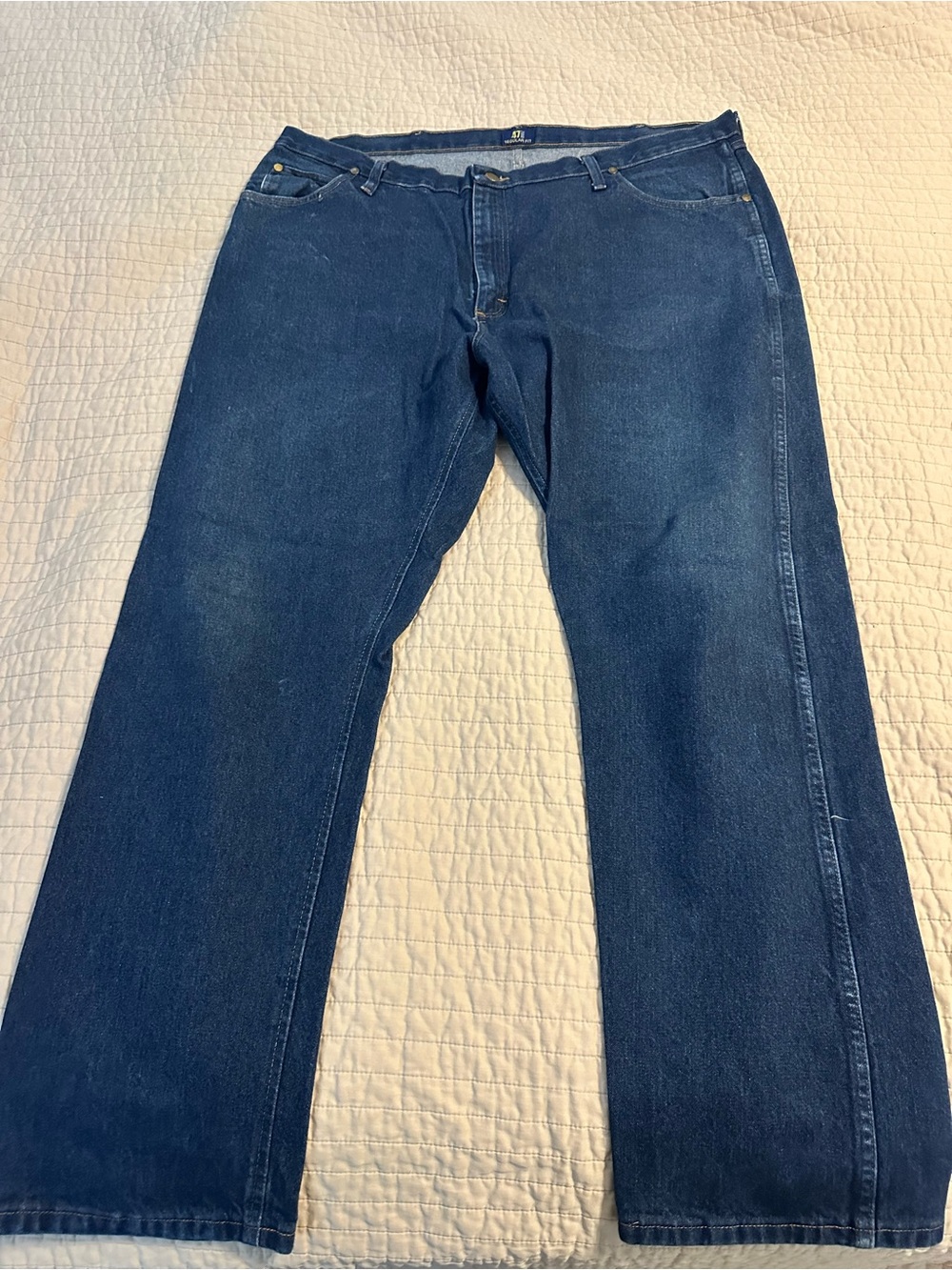 Wrangler Men's Straight Leg Dark Blue Jeans